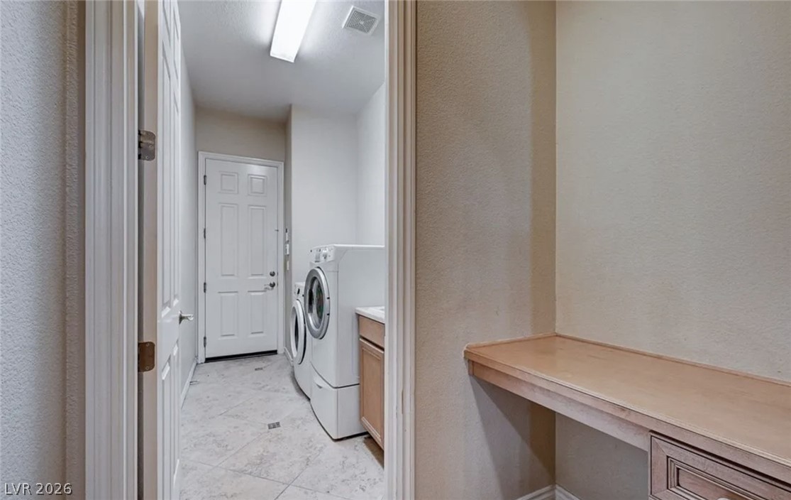 2428 Granada Bluff Court