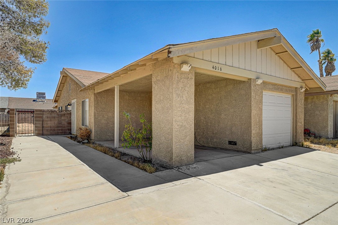 4016 Calle Paula