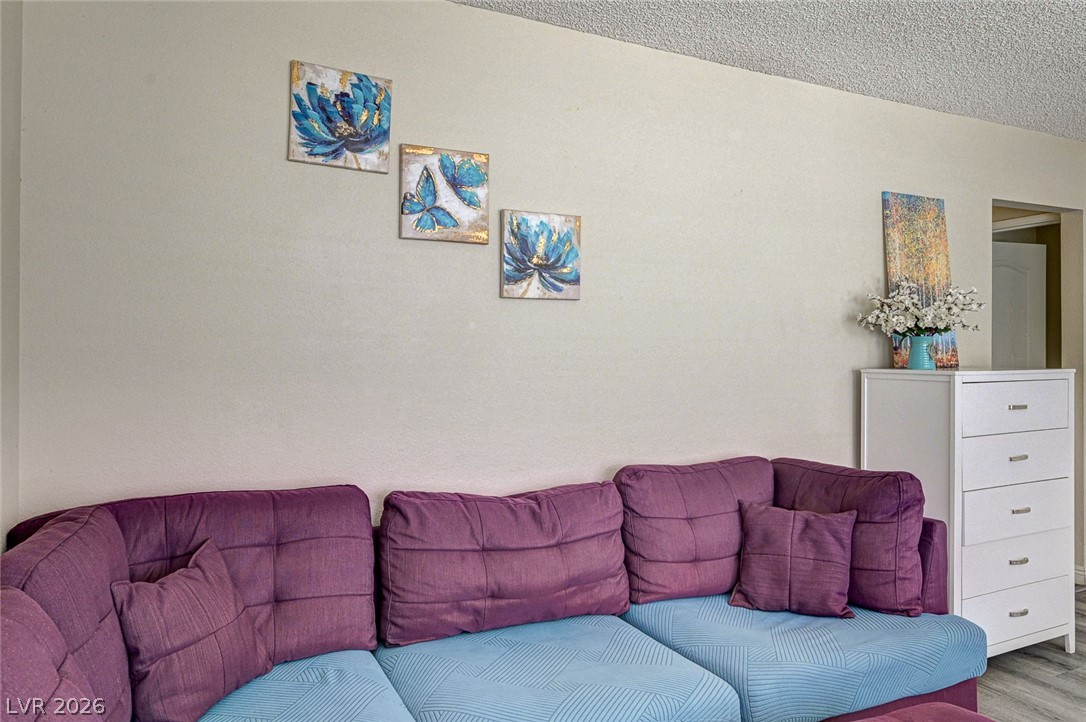 4016 Calle Paula
