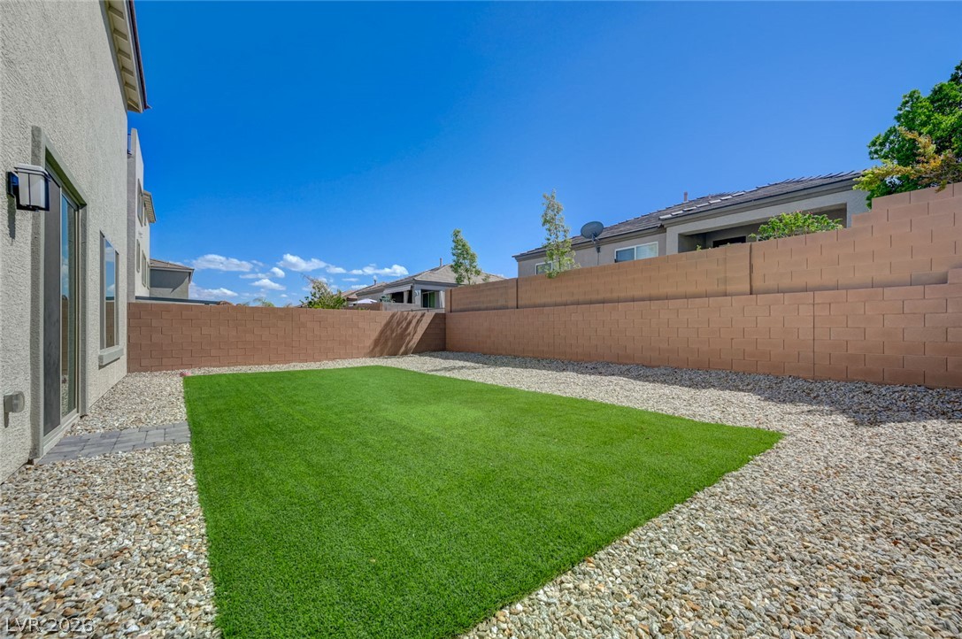 6343 Pipers Brook Lane