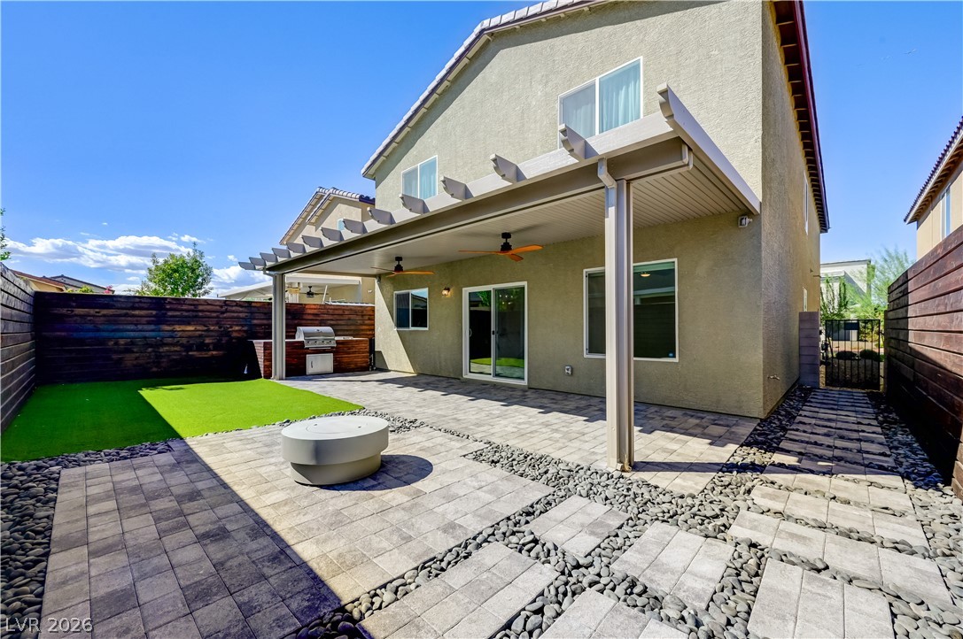 7563 Dragonfruit Avenue