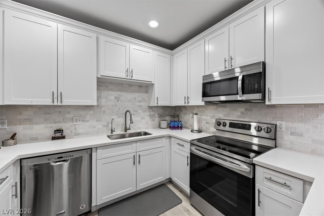 2900 Sunridge Heights Parkway 1022