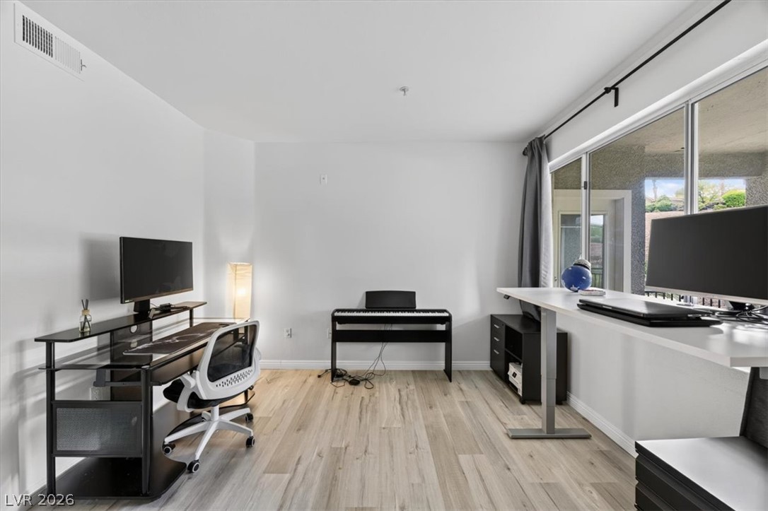 2900 Sunridge Heights Parkway 1022