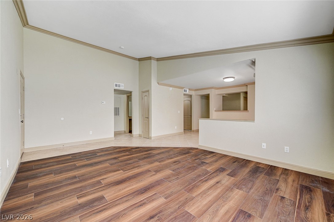 8101 West Flamingo Road 2136