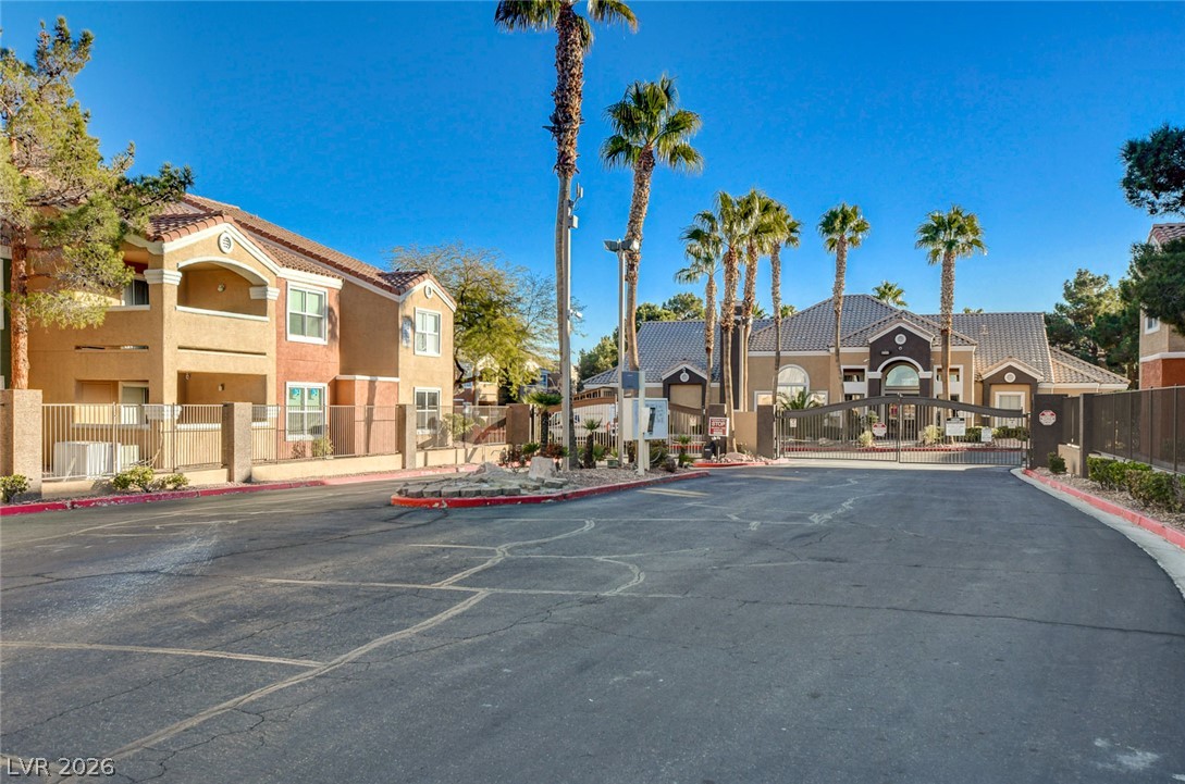 8101 West Flamingo Road 2136