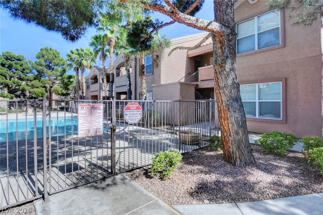 8101 West Flamingo Road 2136