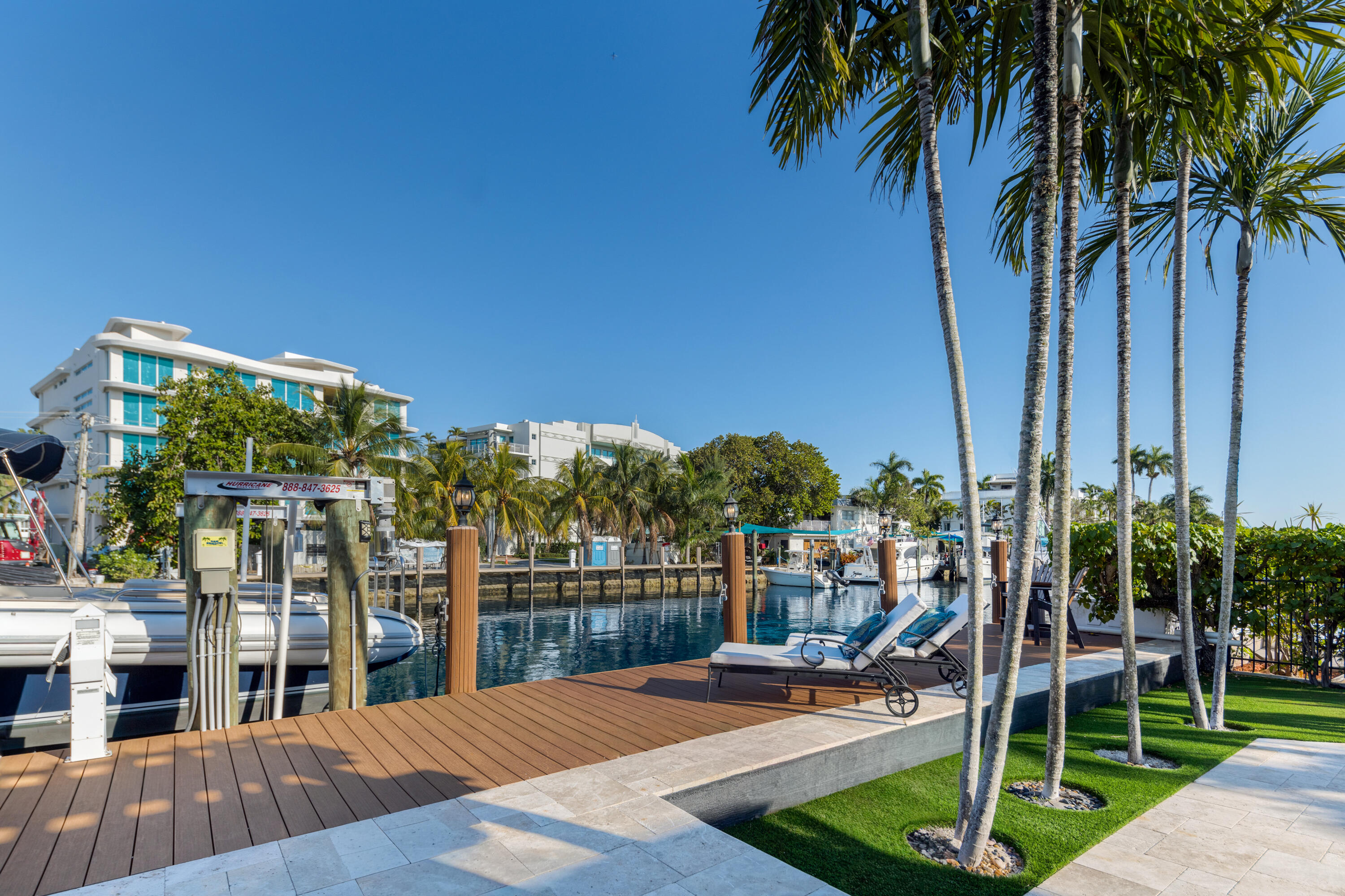 506 Victoria Terrace