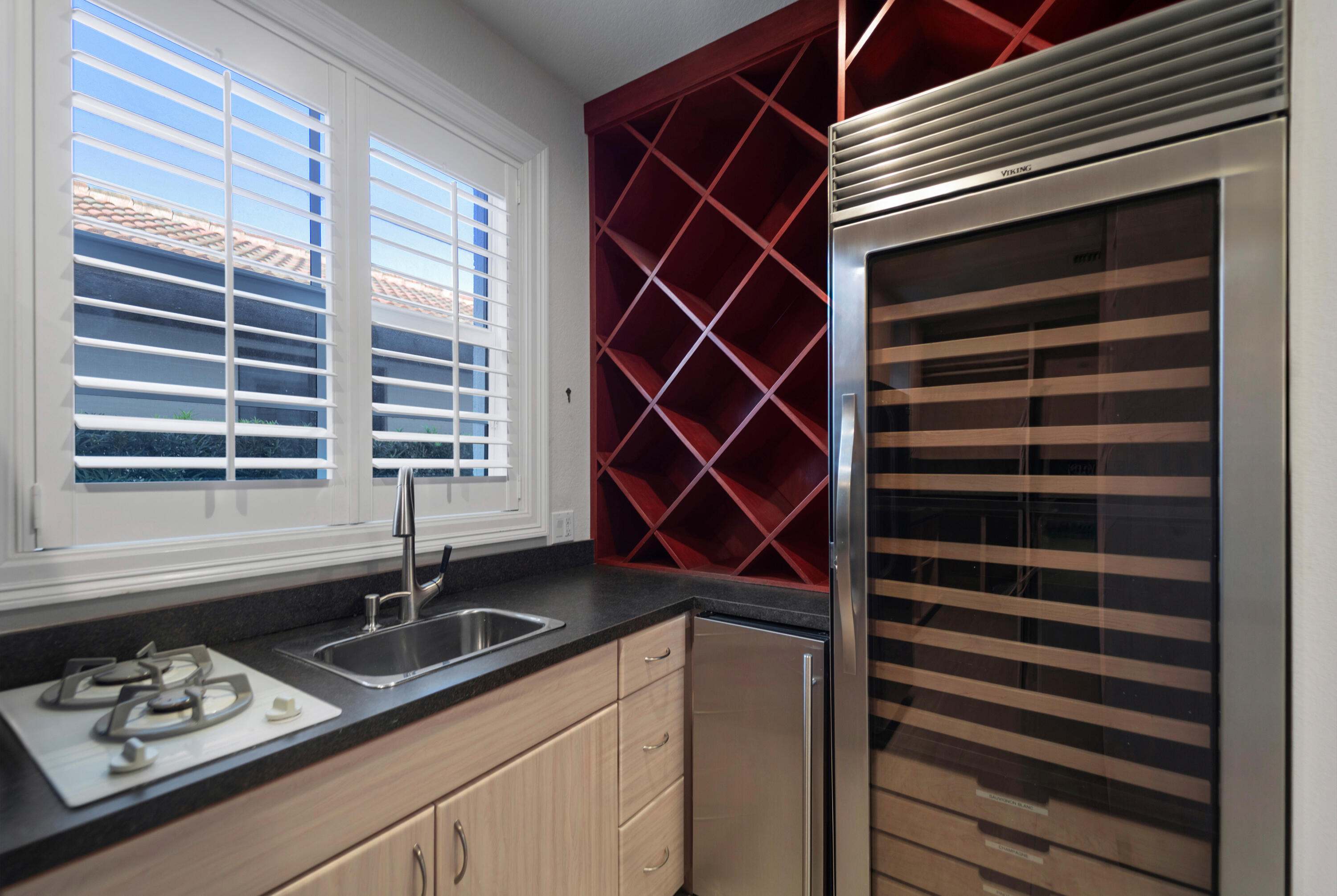 506 Victoria Terrace