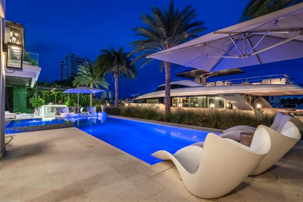 70 Isla Bahia Drive