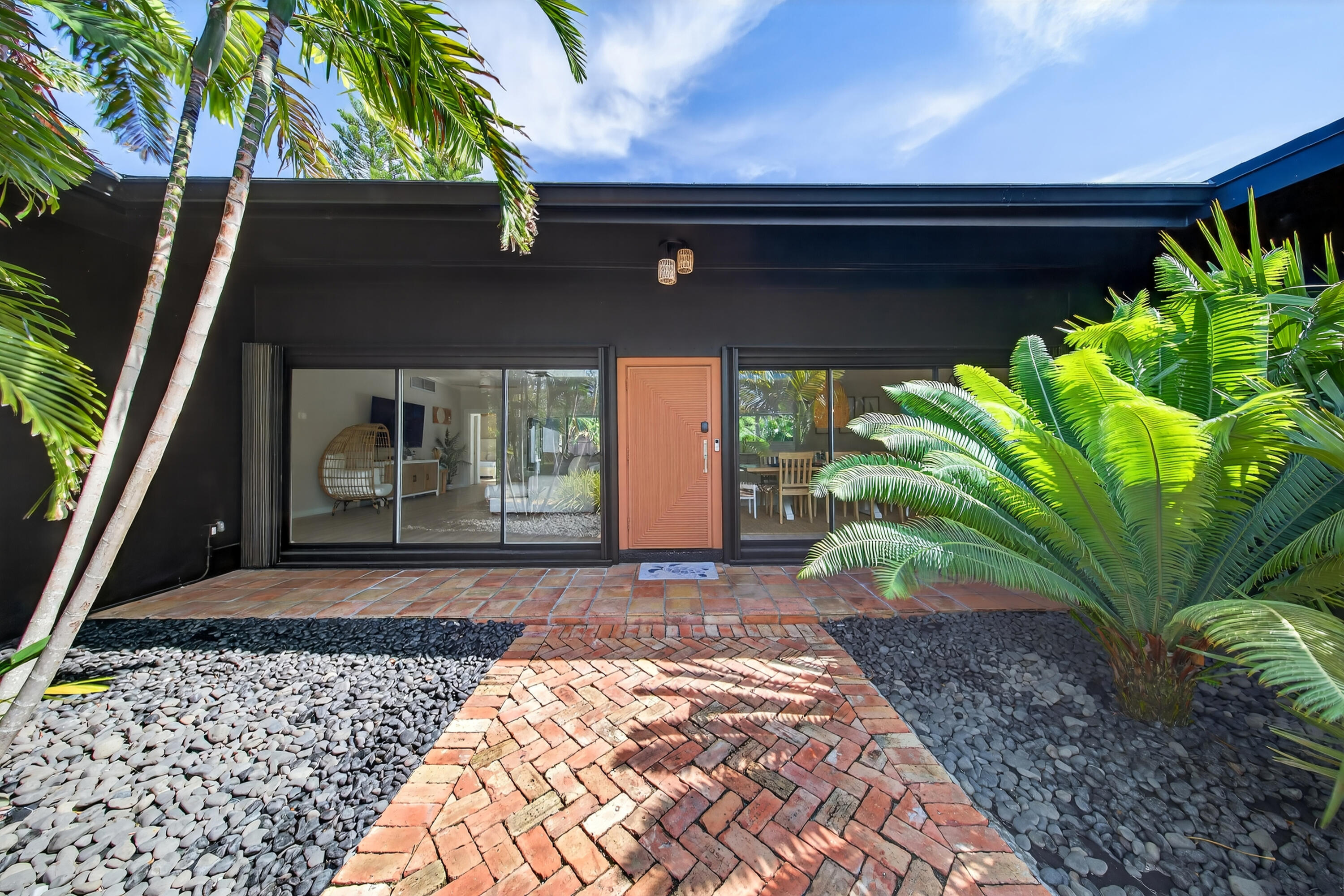2112 Manatee Drive