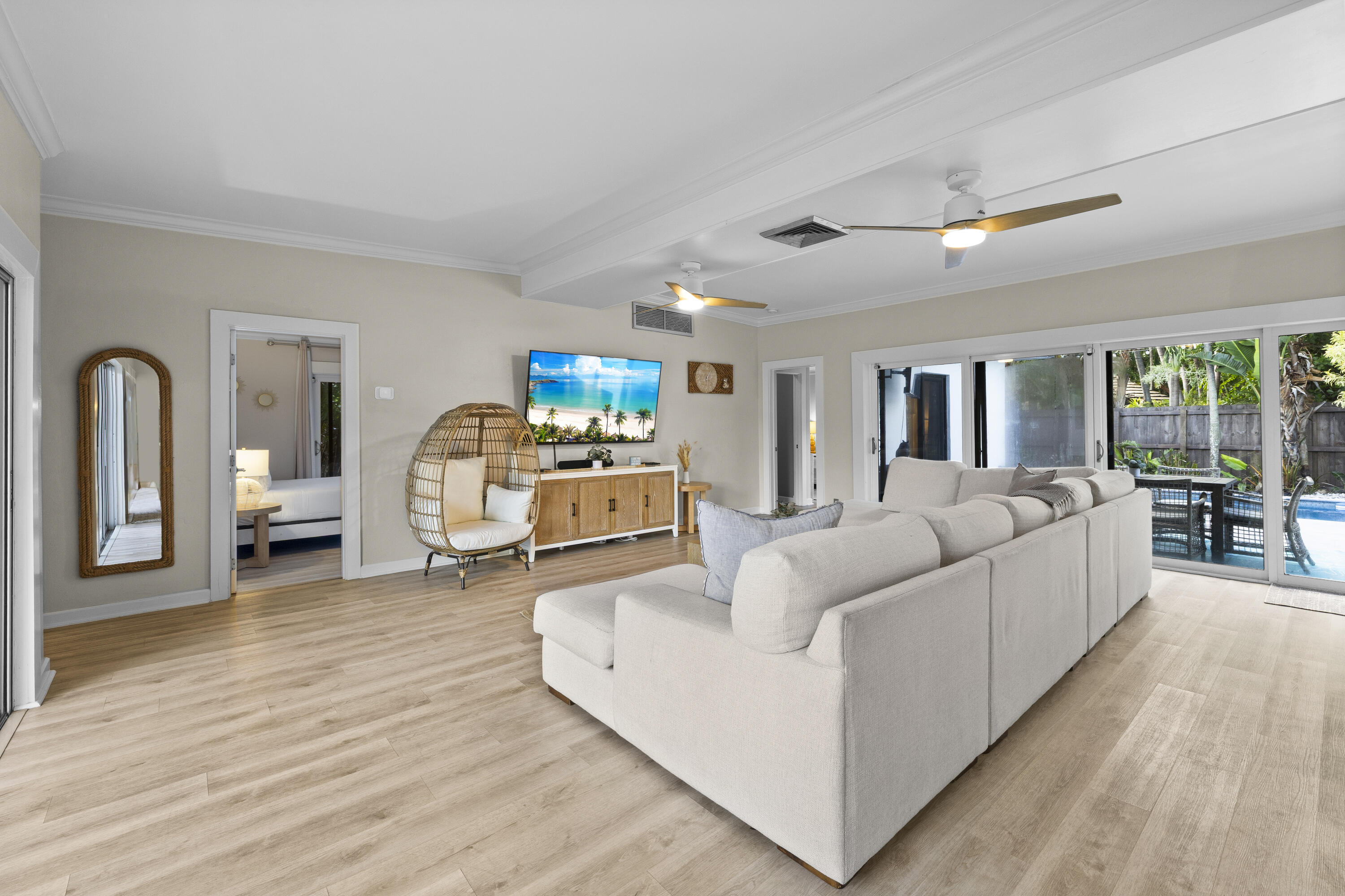 2112 Manatee Drive