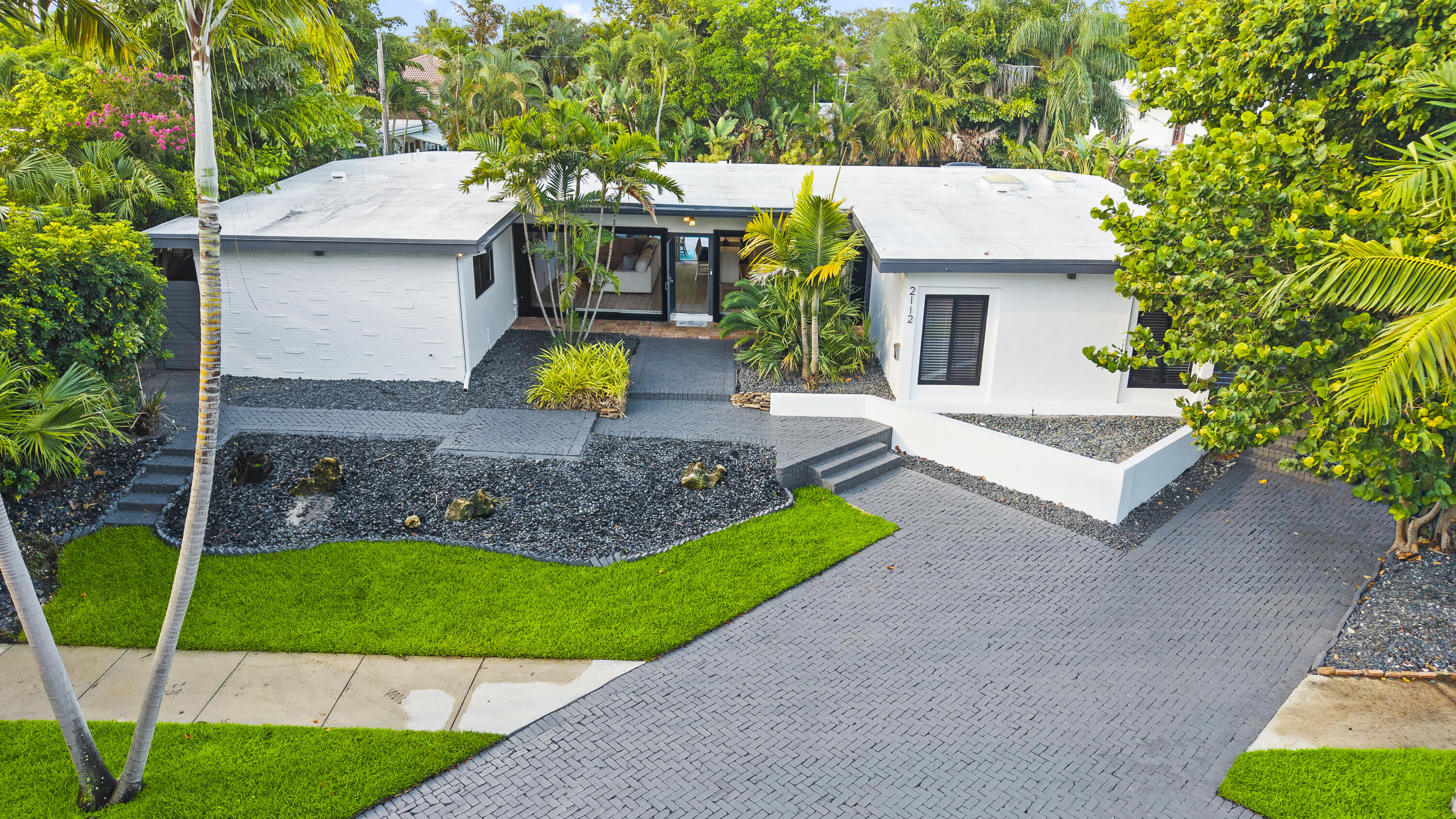 2112 Manatee Drive