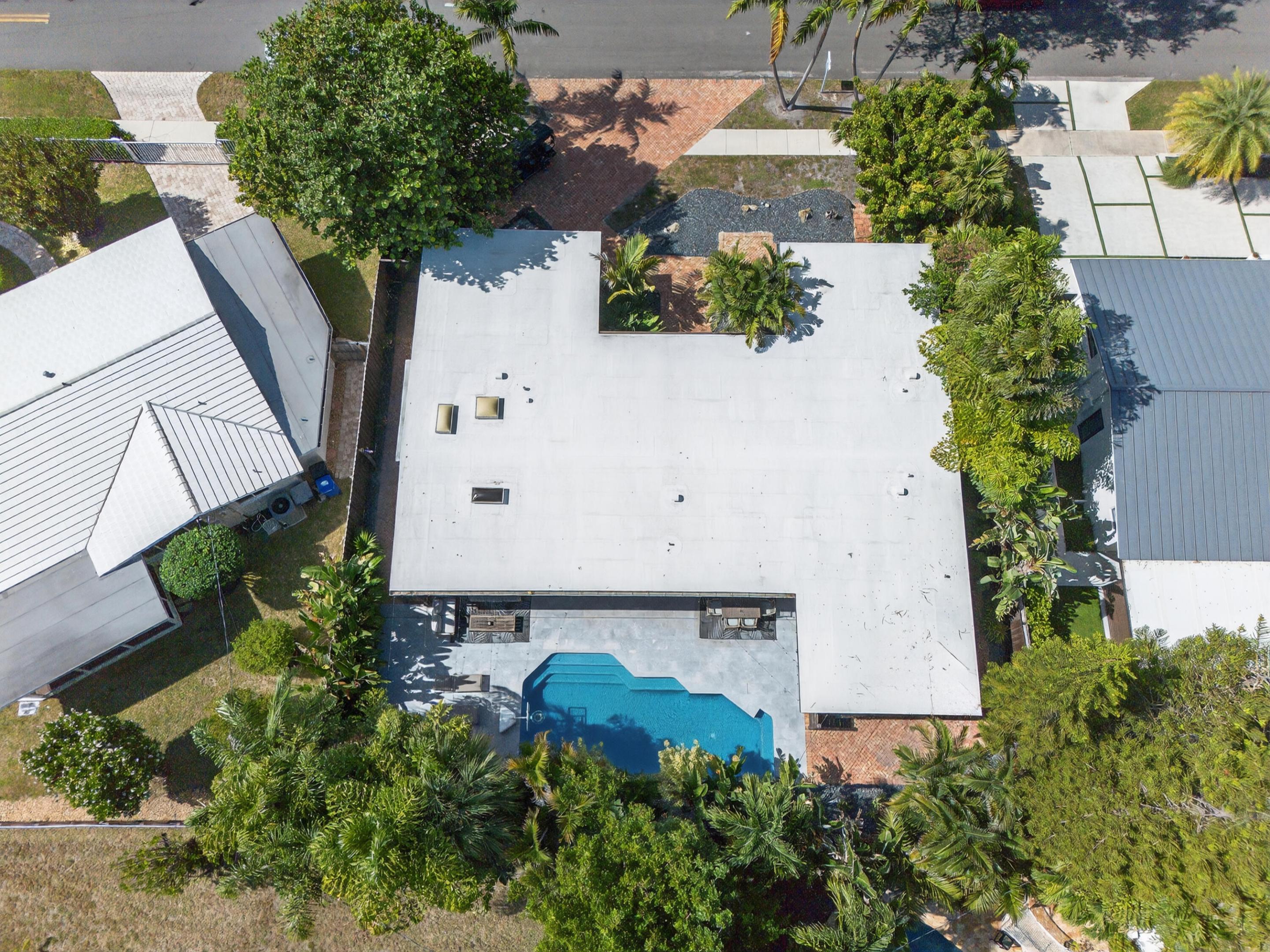 2112 Manatee Drive