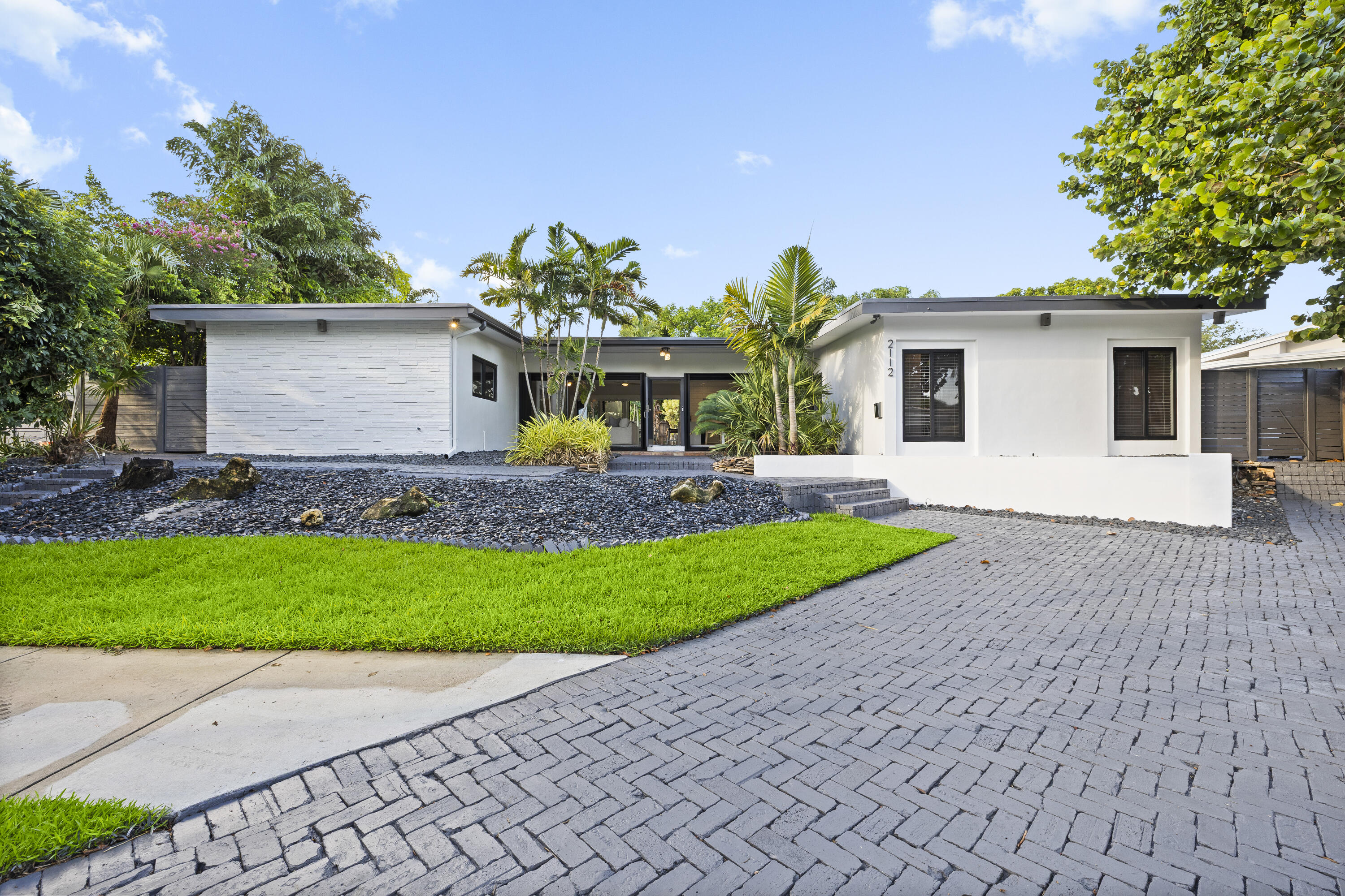 2112 Manatee Drive