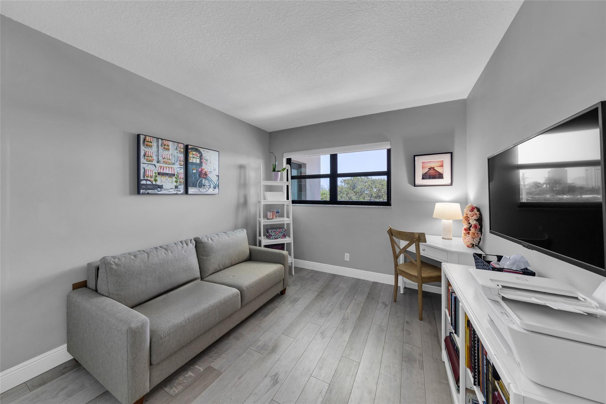 900 River Reach Drive 518