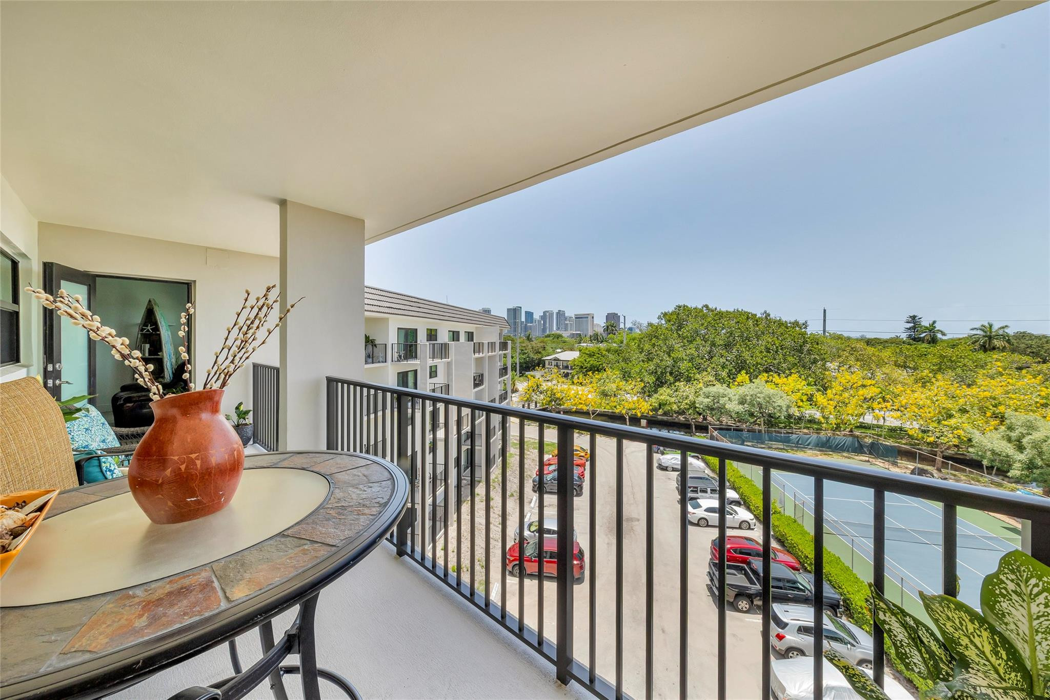 900 River Reach Drive 518