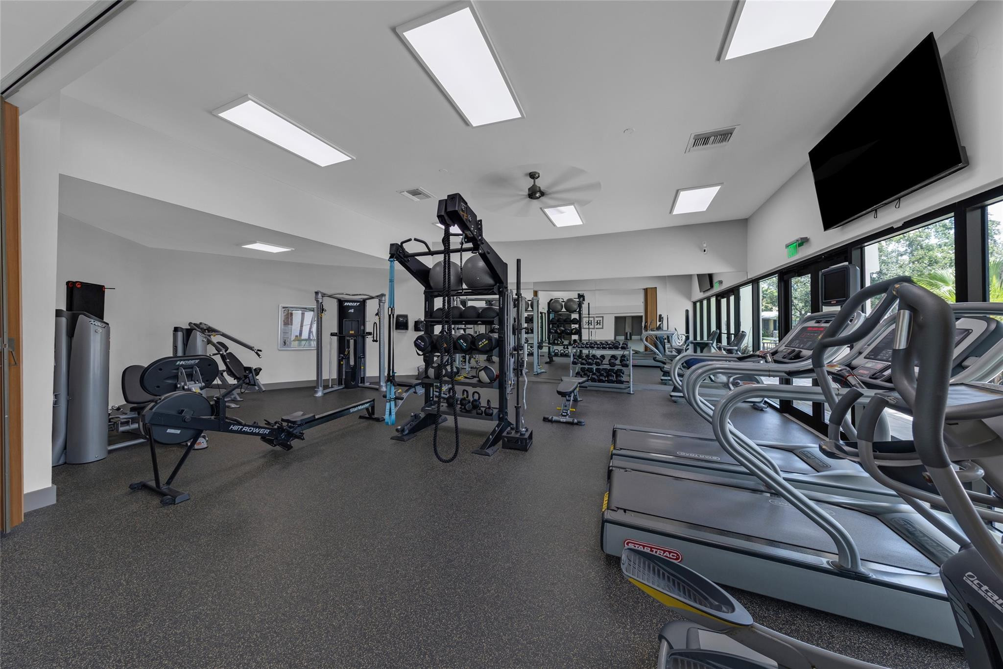 900 River Reach Drive 518