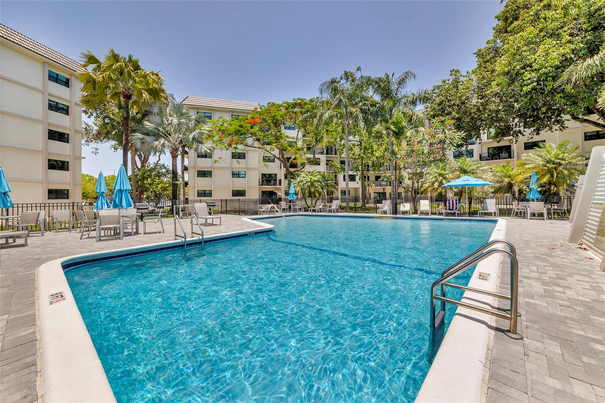900 River Reach Drive 518