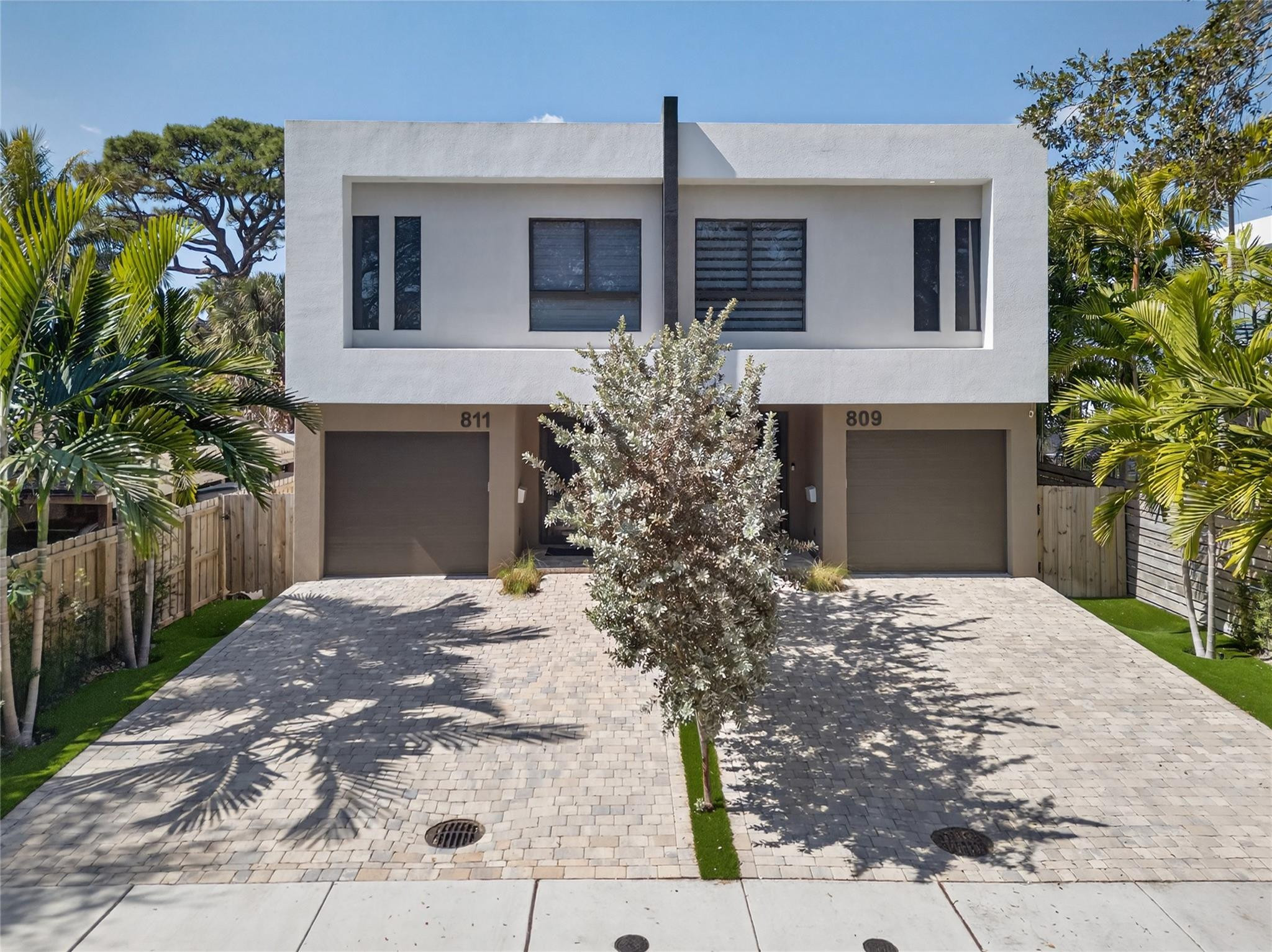 811 SW 10th Terrace