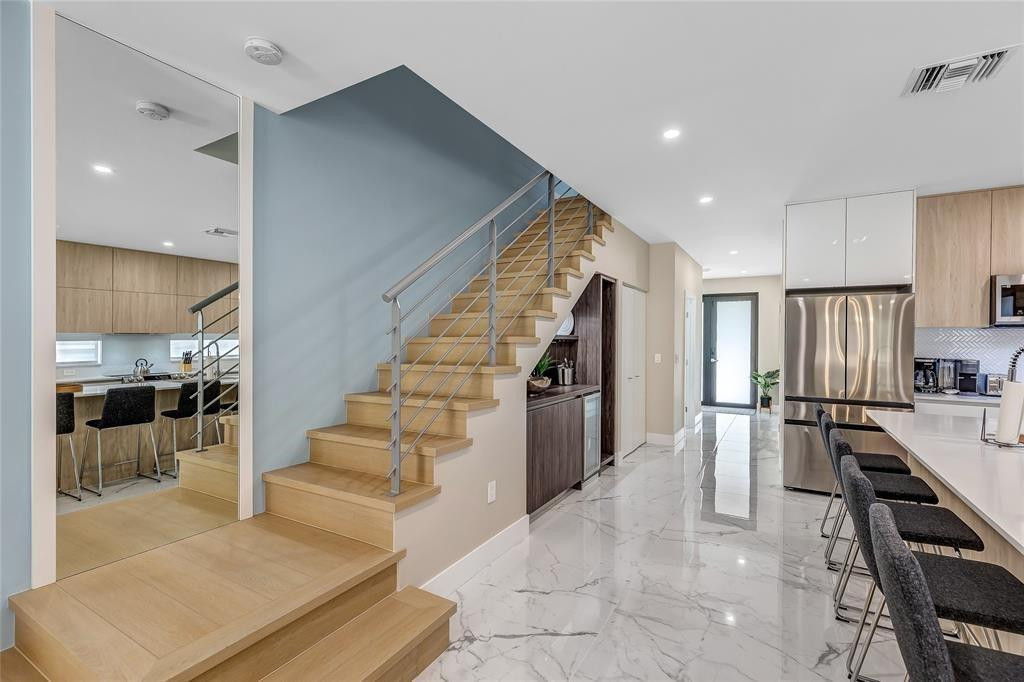 811 SW 10th Terrace