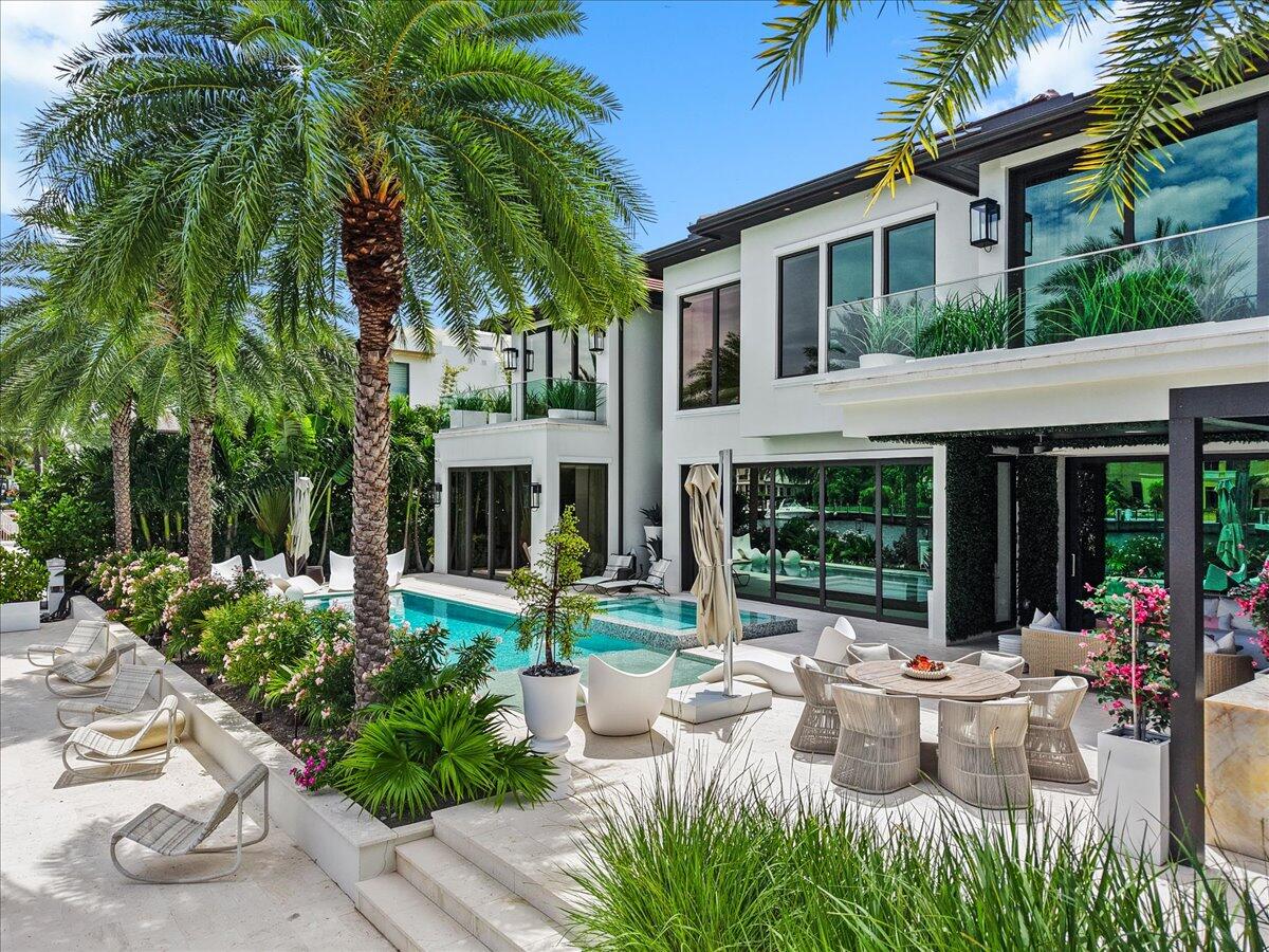 70 Isla Bahia Drive