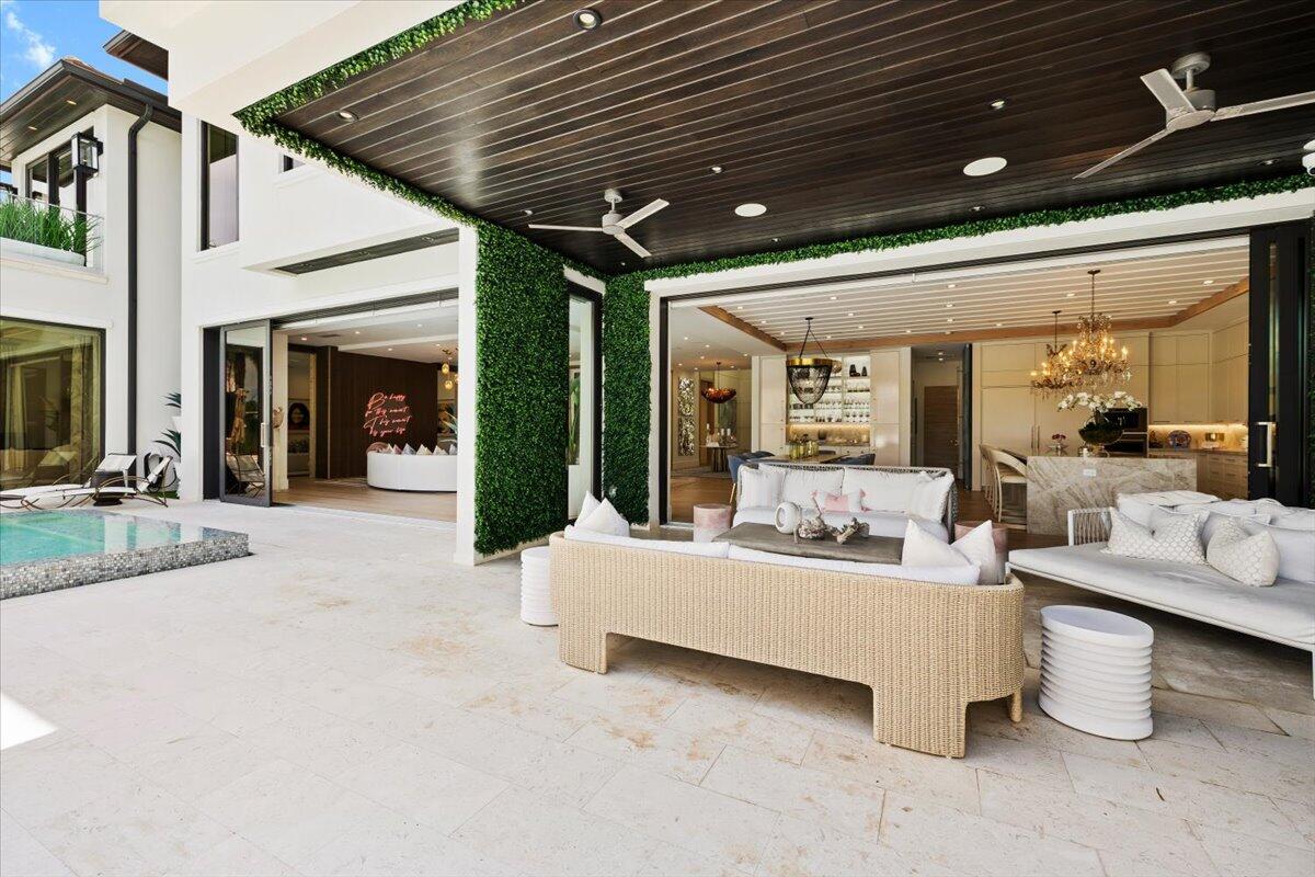 70 Isla Bahia Drive