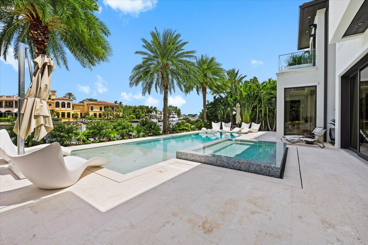 70 Isla Bahia Drive