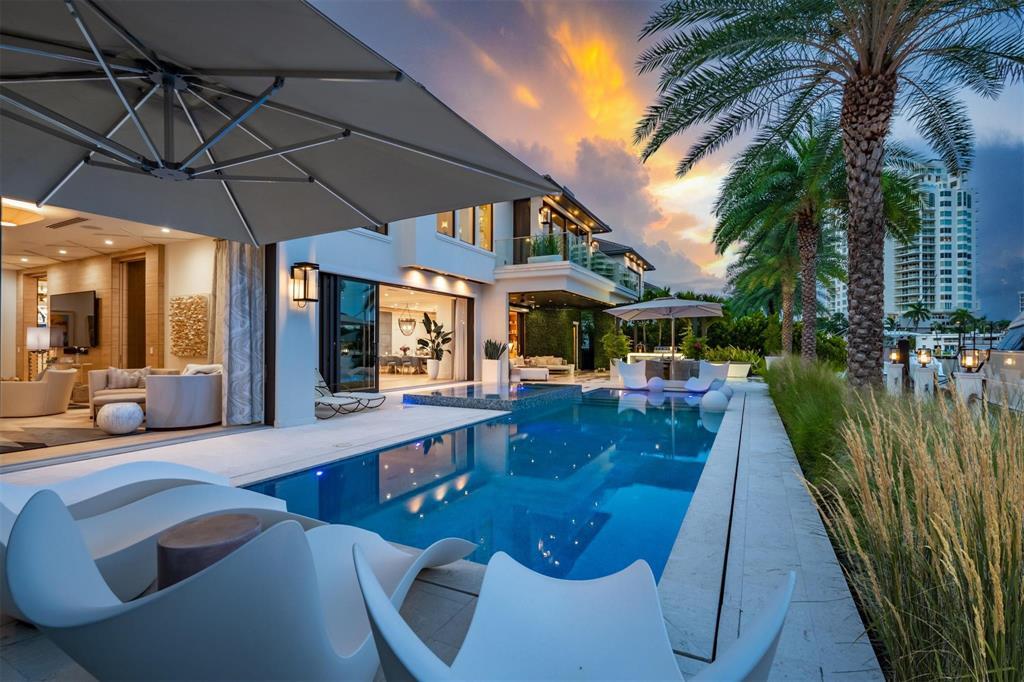 70 Isla Bahia Drive