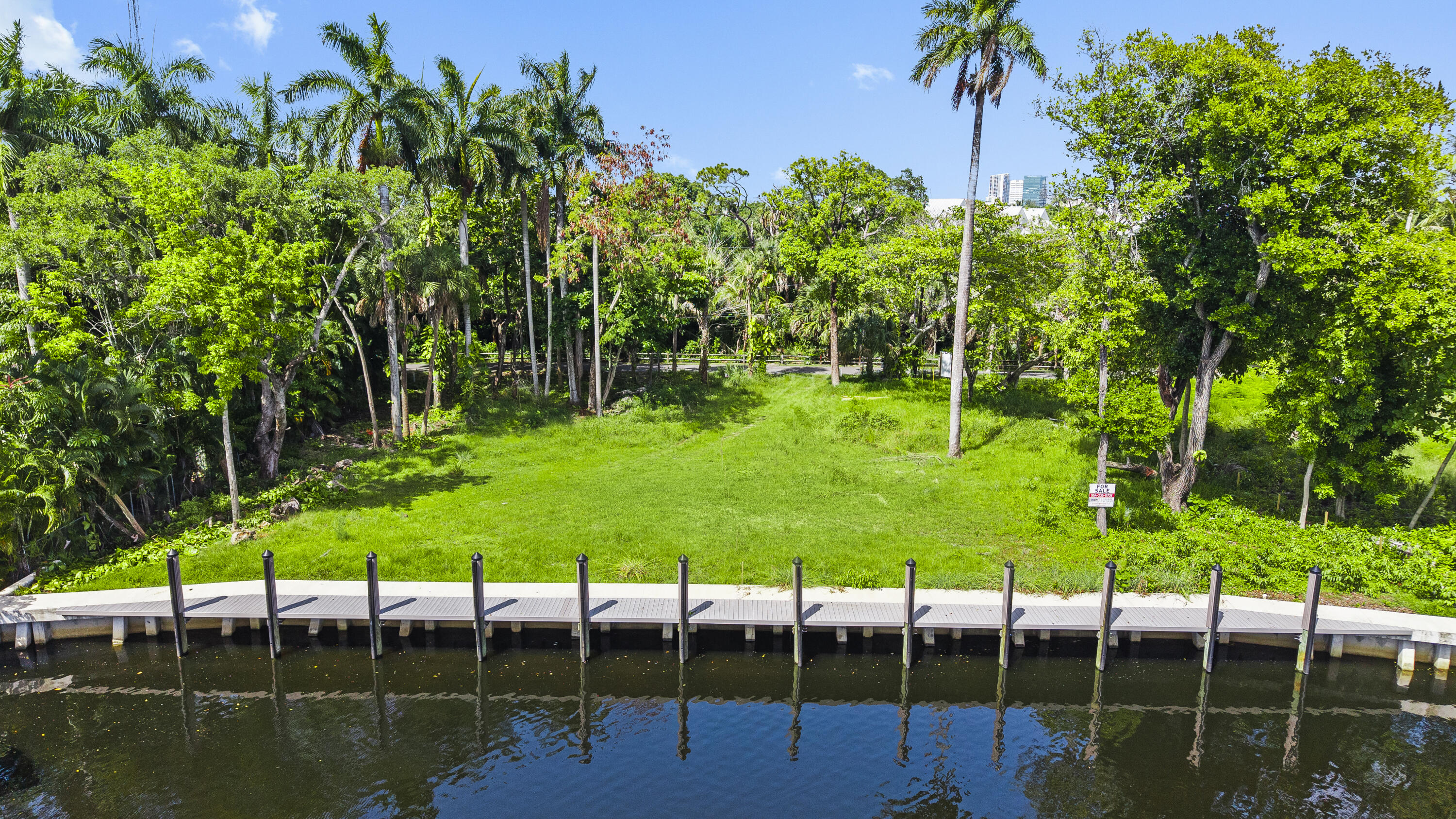 333 SW 14th Way
