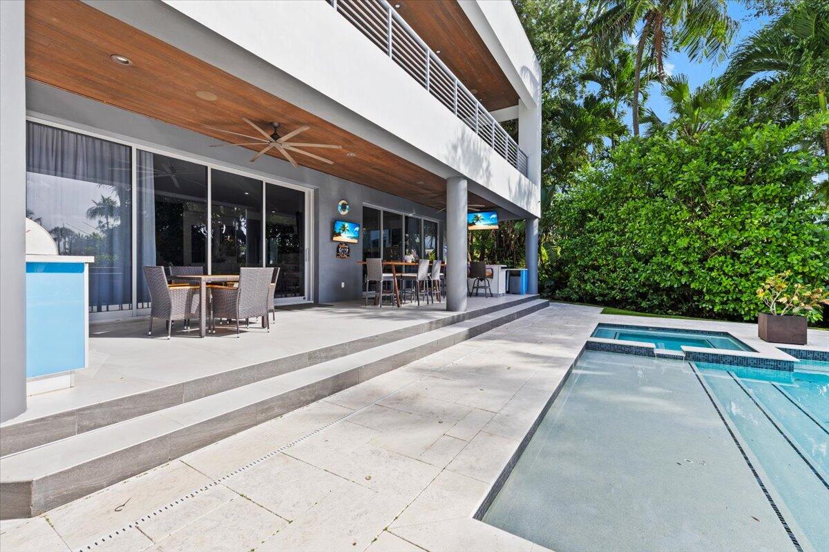 1304 SW 9th Street