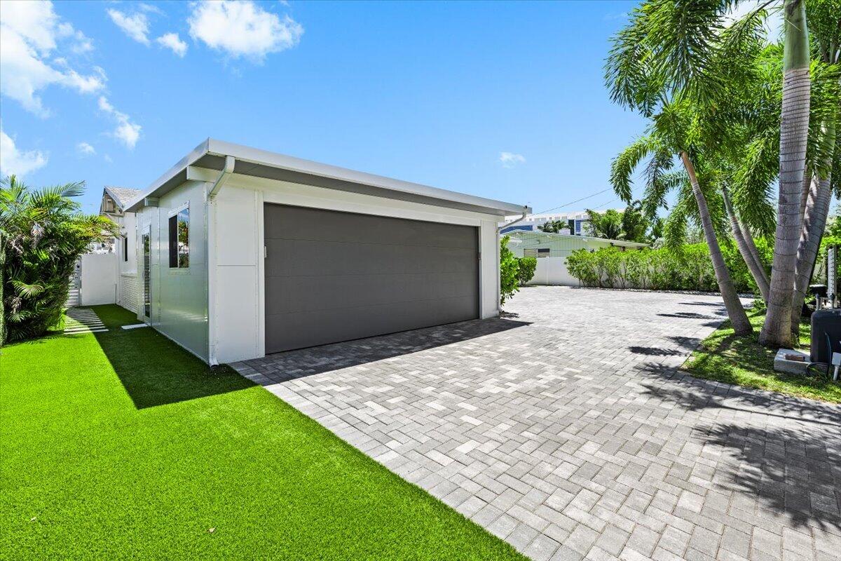 1322 CORDOVA Road