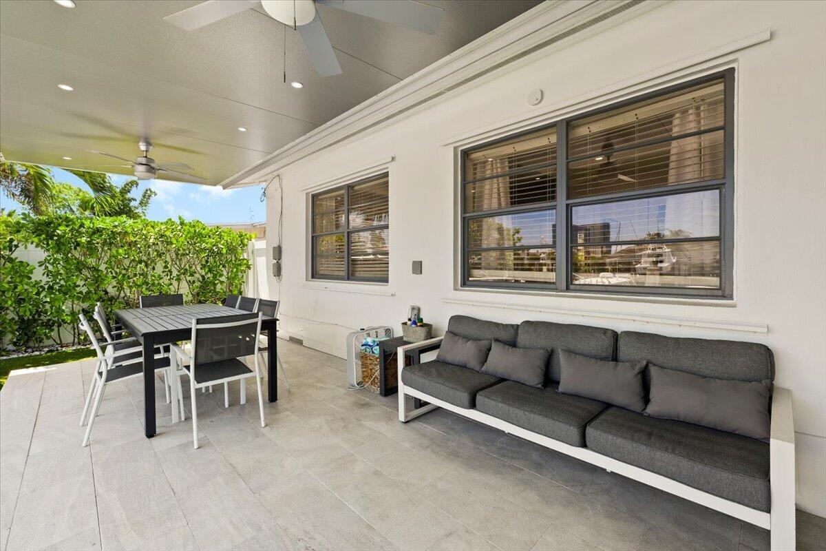 1322 CORDOVA Road