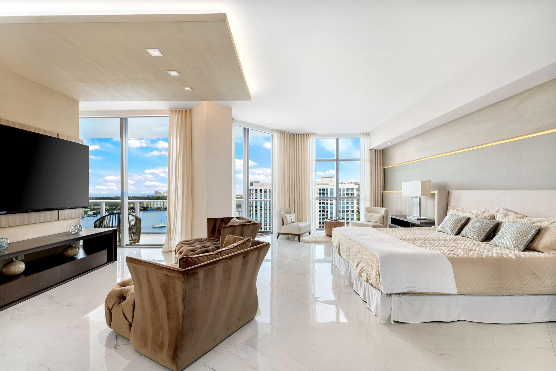 17301 BISCAYNE Boulevard PH-7