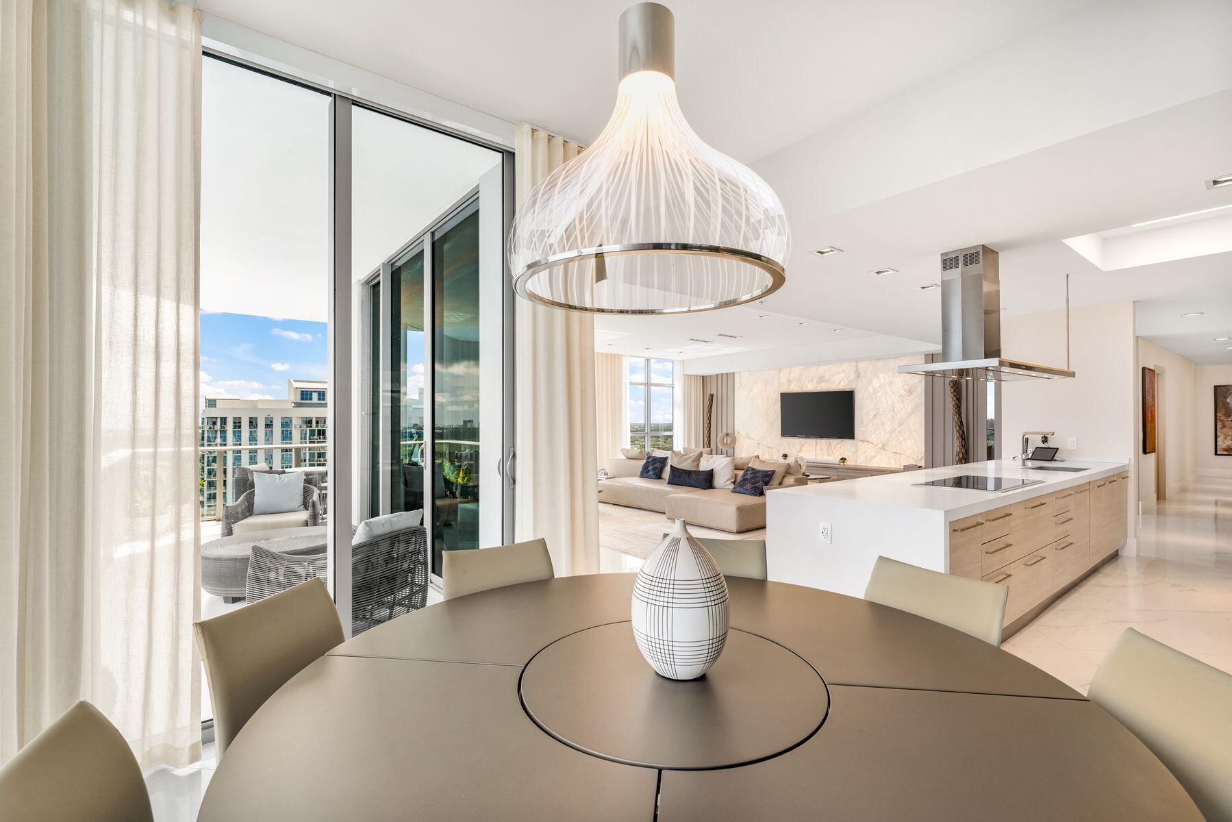 17301 BISCAYNE Boulevard PH-7