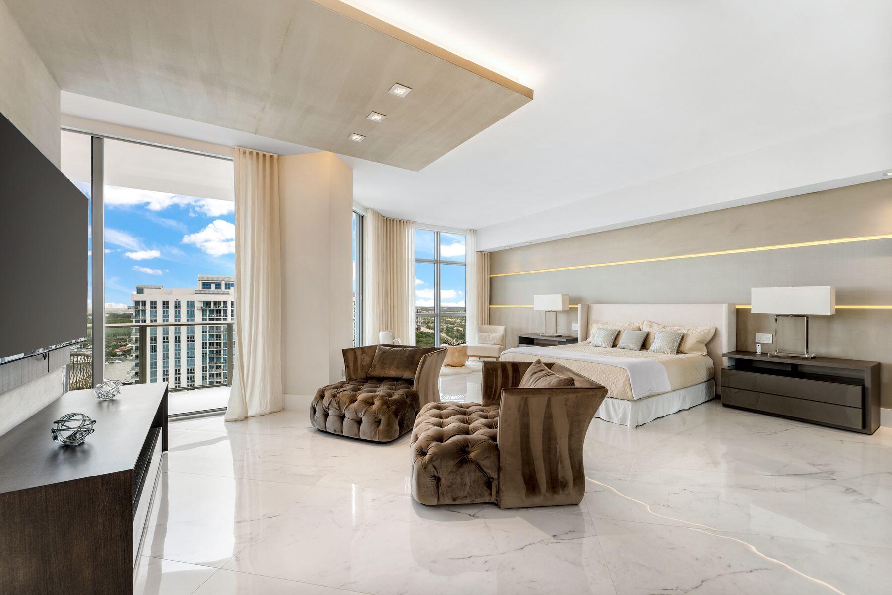 17301 BISCAYNE Boulevard PH-7