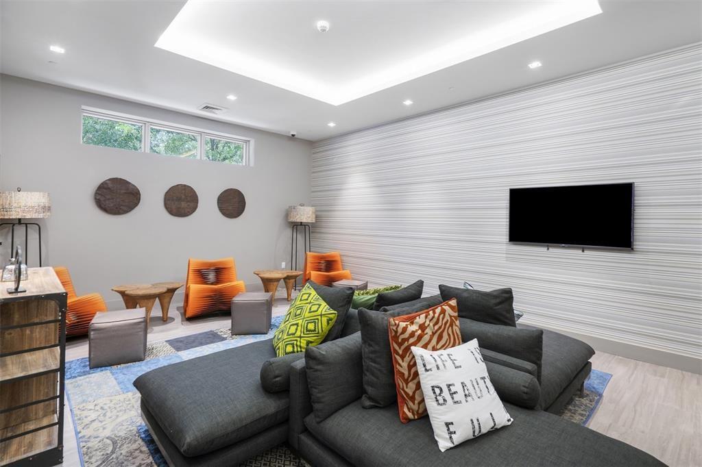 17301 BISCAYNE Boulevard PH-7