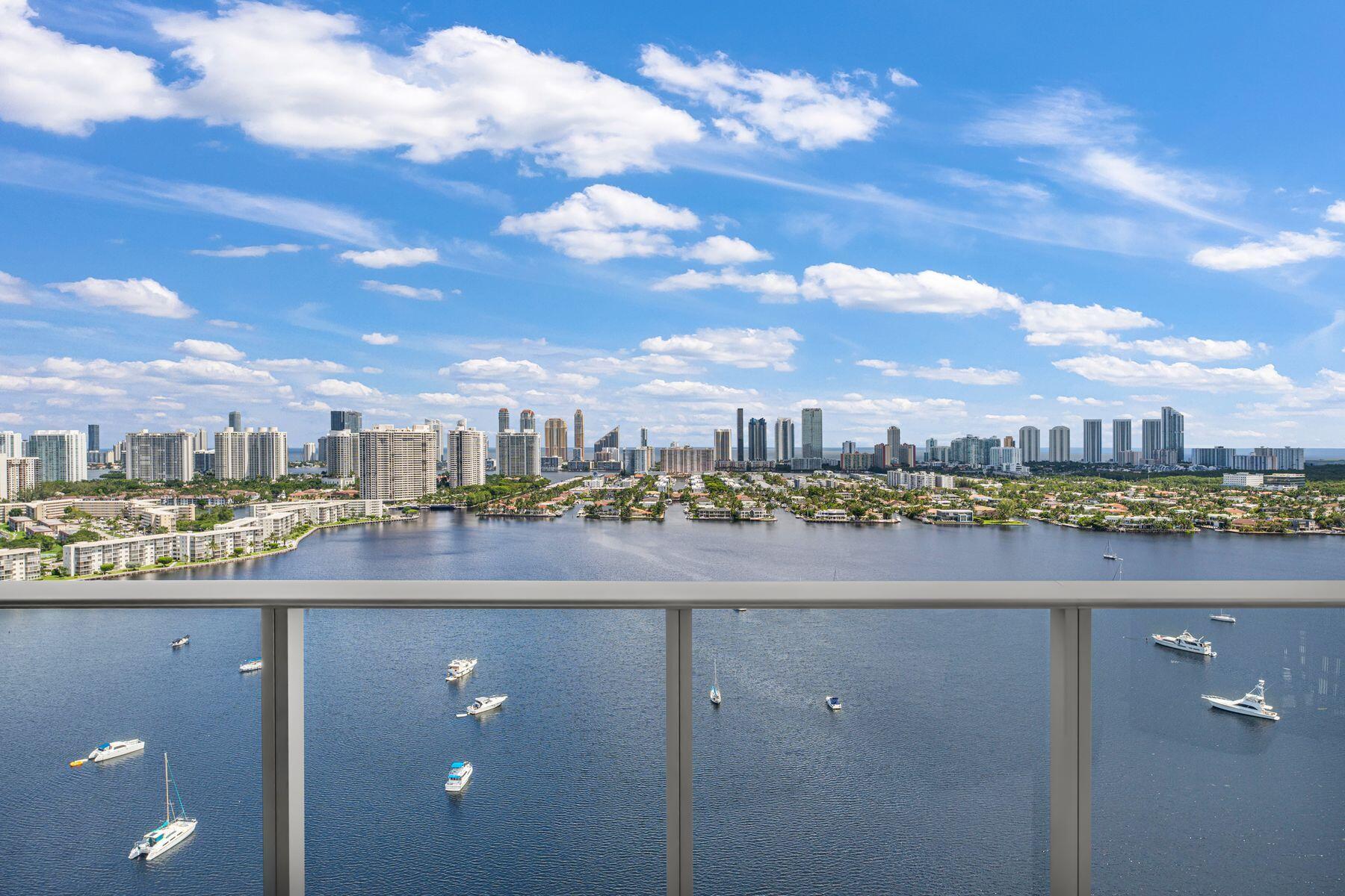 17301 BISCAYNE Boulevard PH-7