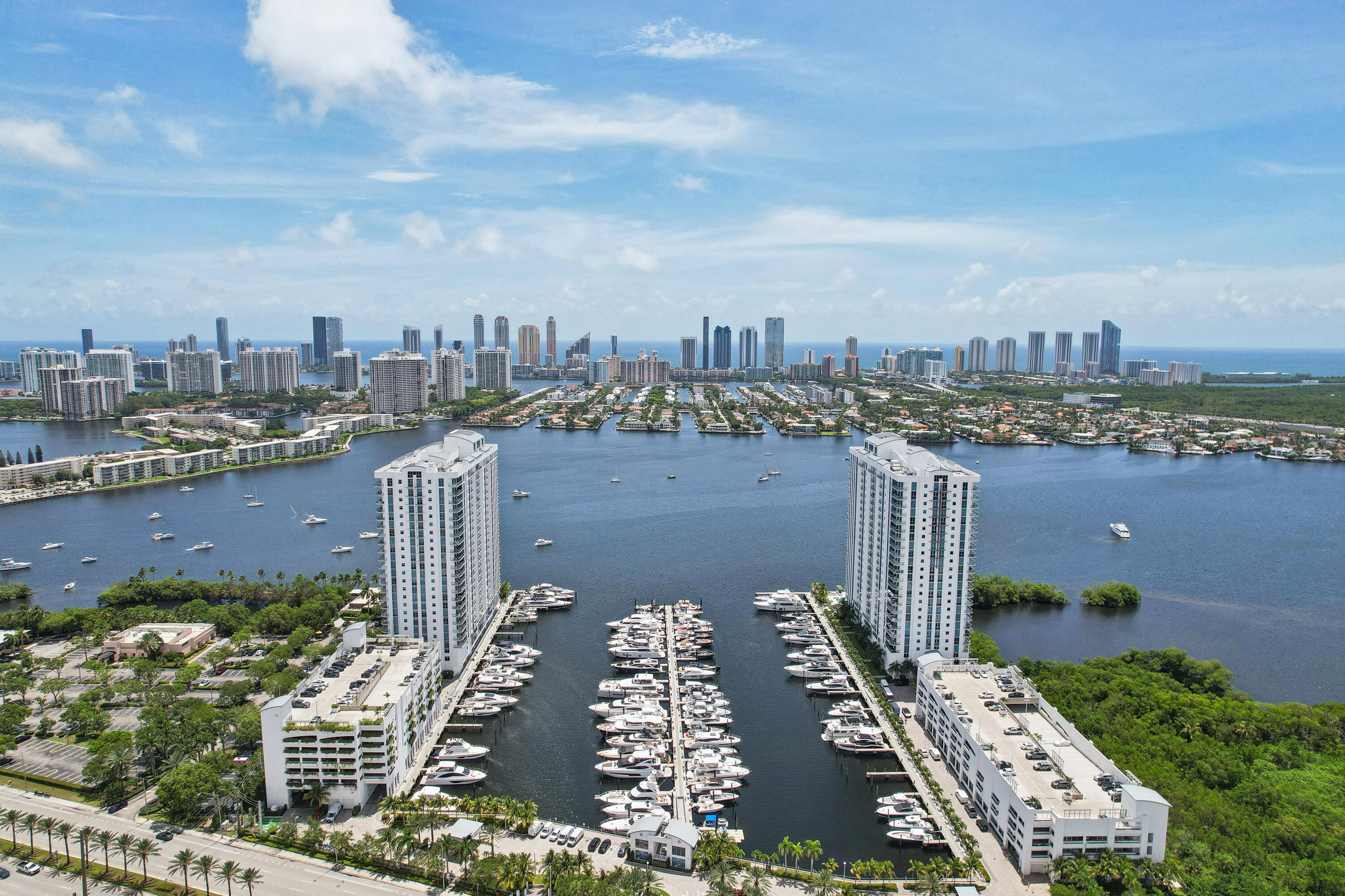 17301 BISCAYNE Boulevard PH-7