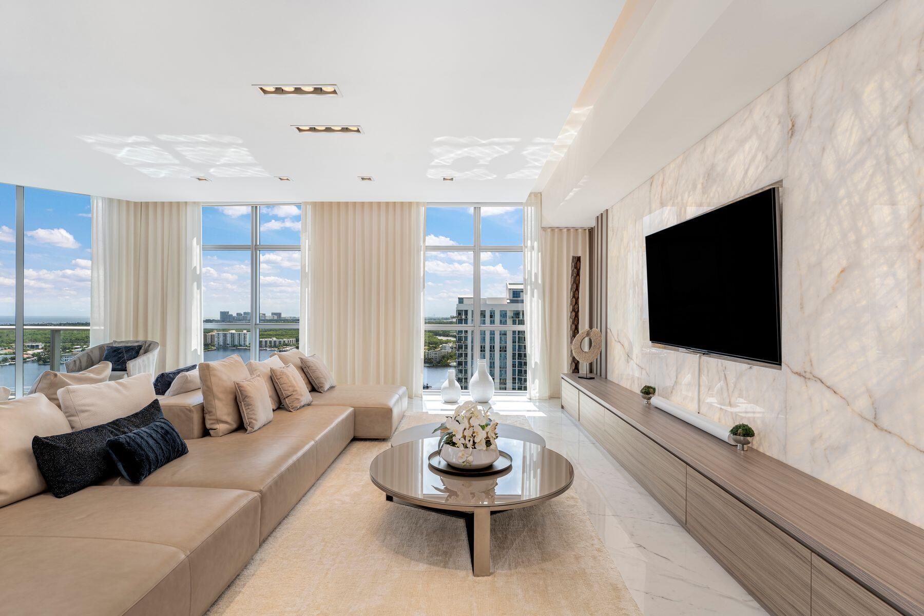 17301 BISCAYNE Boulevard PH-7
