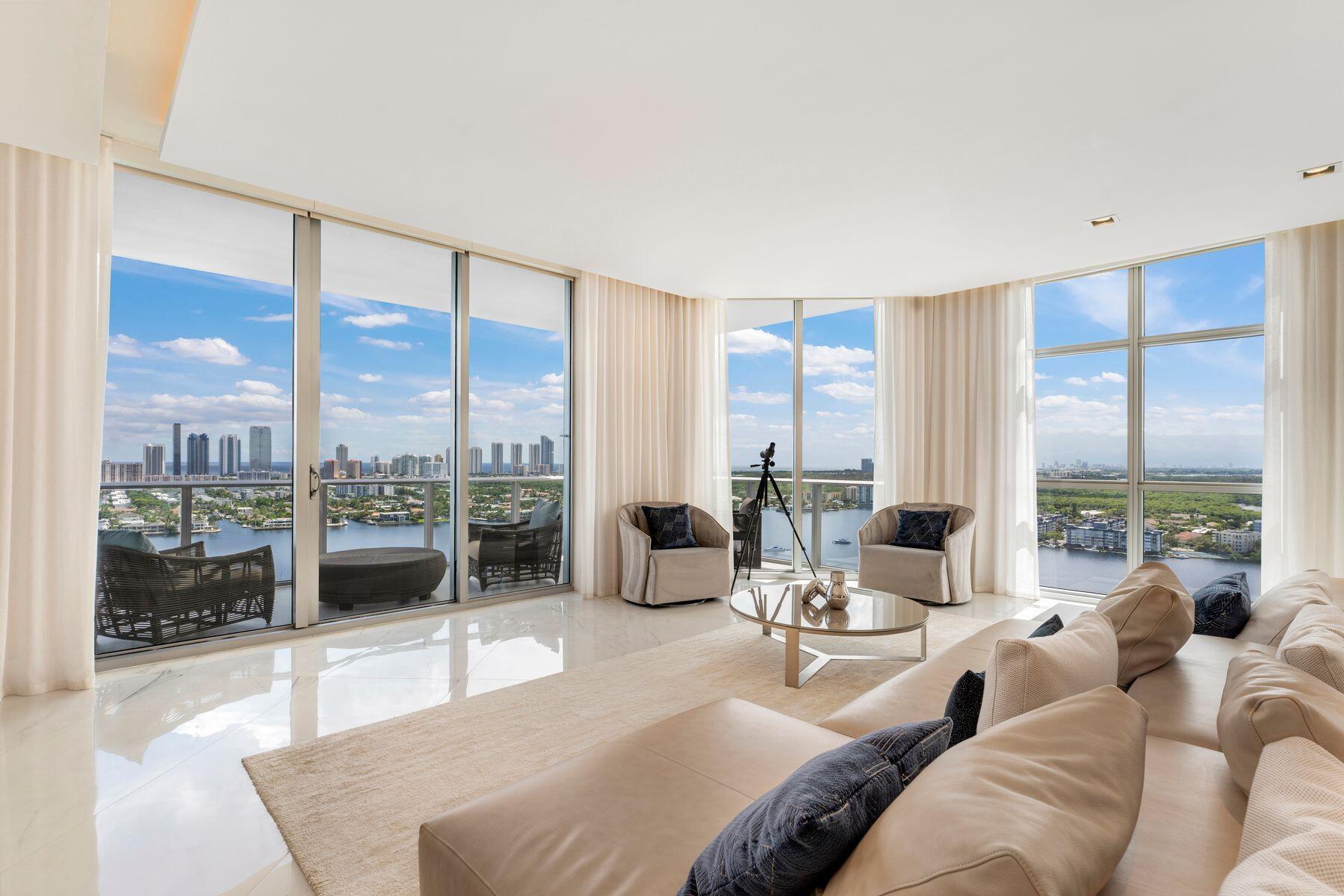 17301 BISCAYNE Boulevard PH-7