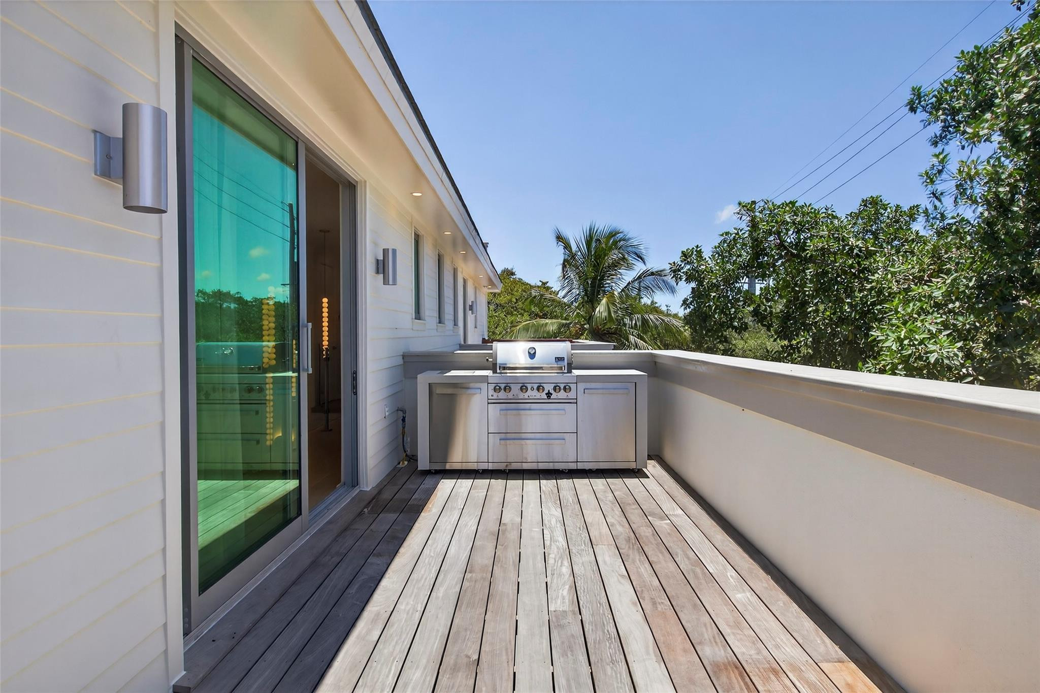 621 SW 5 Place