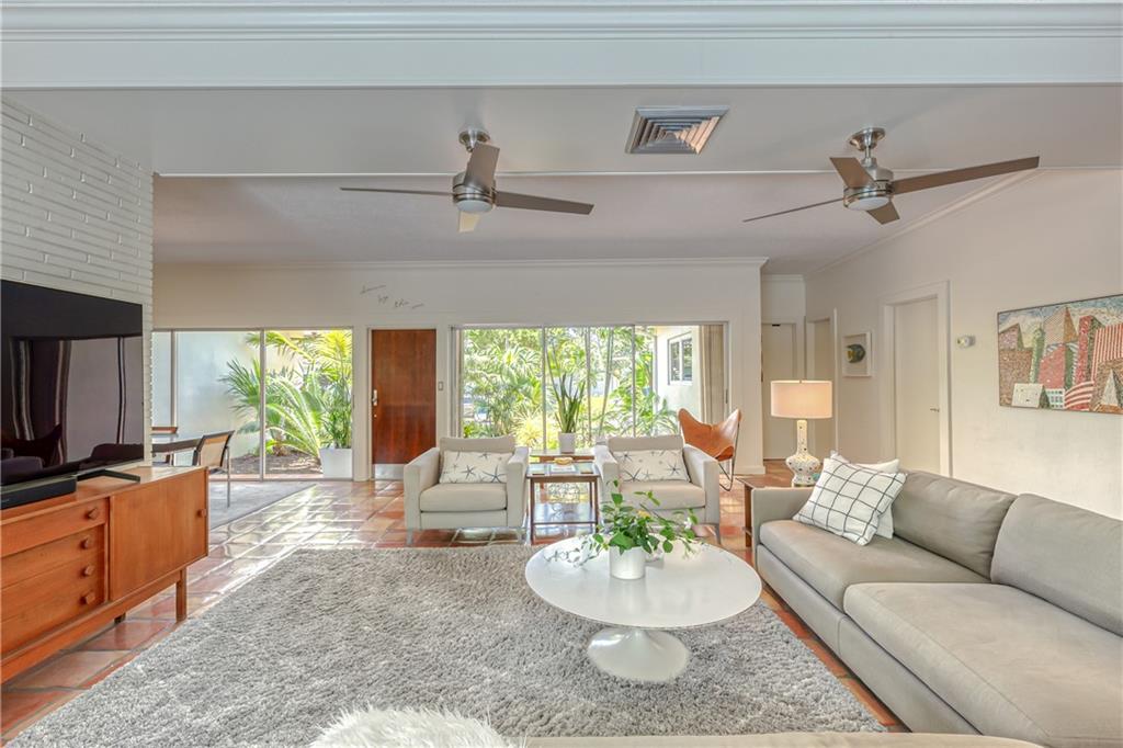 2112 Manatee Drive