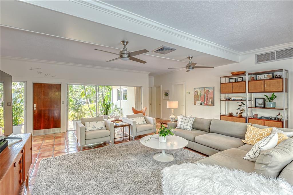 2112 Manatee Drive