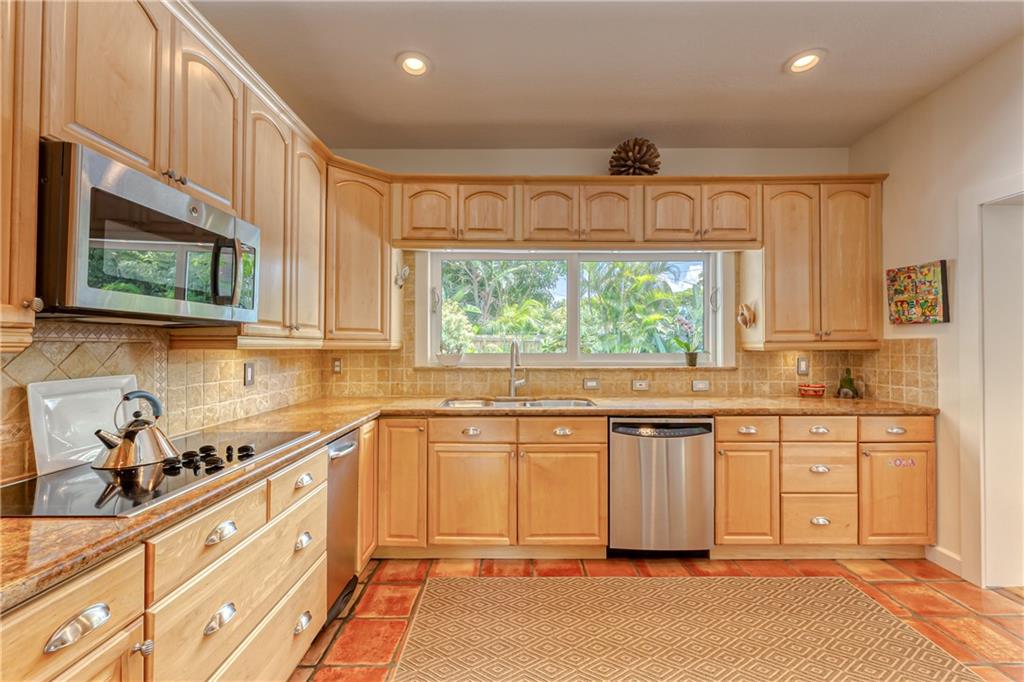 2112 Manatee Drive