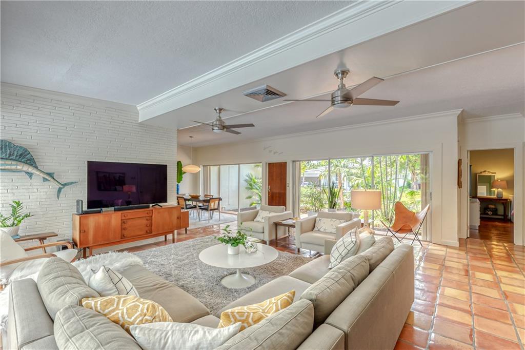 2112 Manatee Drive