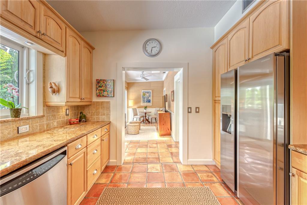 2112 Manatee Drive