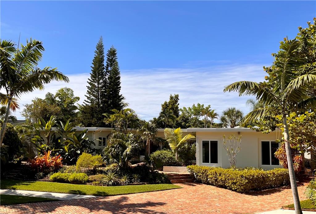 2112 Manatee Drive