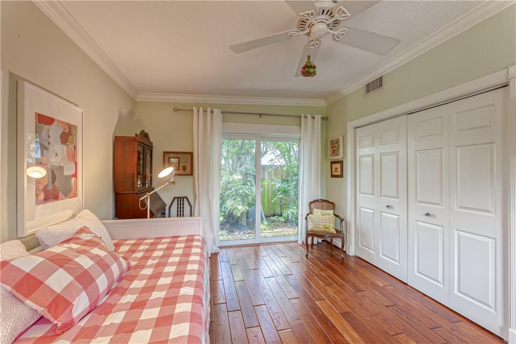 2112 Manatee Drive