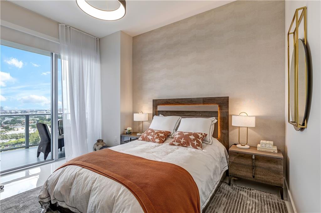 17301 Biscayne Blvd Unit: PHL6