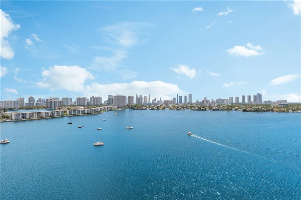 17301 Biscayne Blvd Unit: 1511